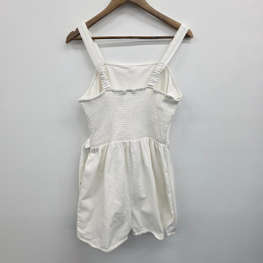 Sincerely Jules White Belted Sleeveless Romper Size Large Beach Resortwear - Picture 3 of 11